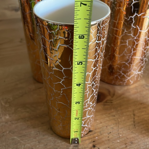 Exquisite Gold Ceramic Bar Set - Picture 8 of 11